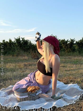 Full leaked Shirogane sama page private onlyfans photo