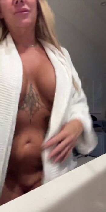 Full leaked Shotofmerlo private onlyfans photo