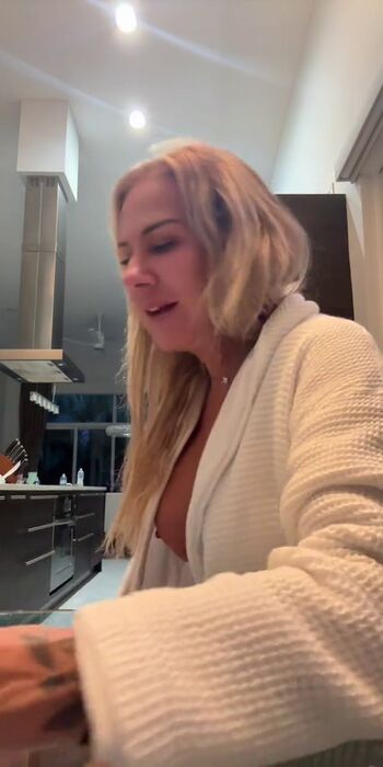 Full leaked Shotofmerlo private onlyfans photo