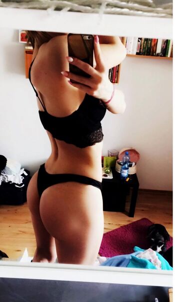 Show Your Girlfriend