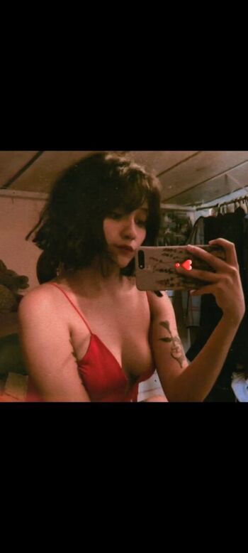 Show Your Girlfriend