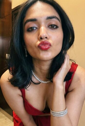 Shreya Vishakant