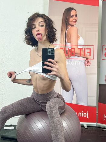 Full leaked Shrooms q page private onlyfans photo