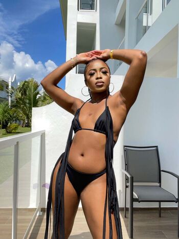 Full leaked Shuntel renay private onlyfans photo