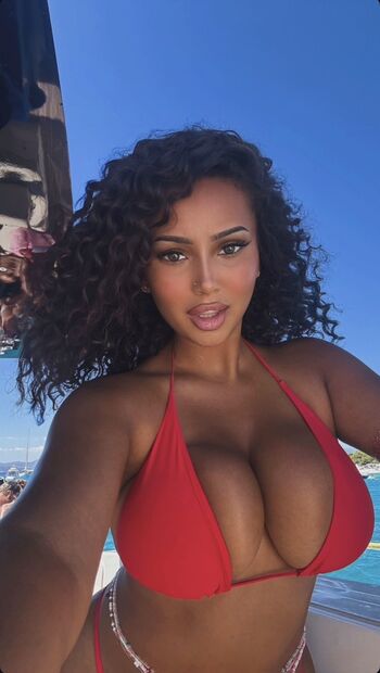 Full leaked Shy private onlyfans photo