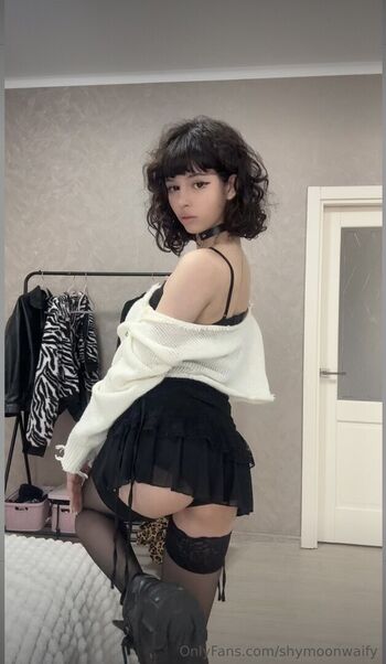 Full leaked Shymoonwaify private onlyfans photo