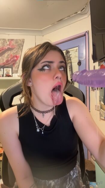 Full leaked Siamayll private onlyfans photo
