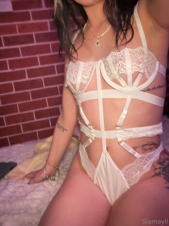 Full leaked Siamayll private onlyfans photo