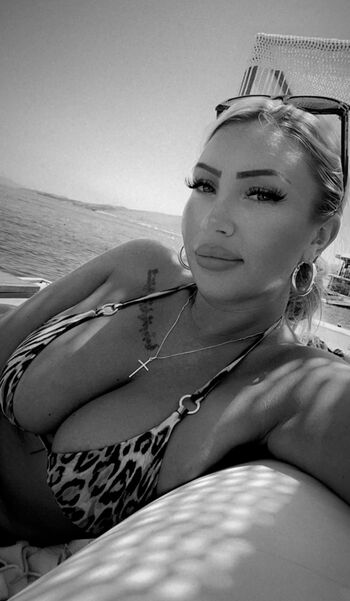 Full leaked Sianablonda private onlyfans photo