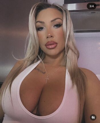 Full leaked Sianablonda private onlyfans photo