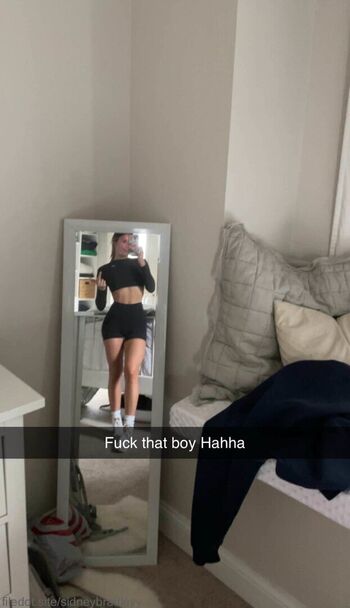 Full leaked Sidneybradleyy private onlyfans photo