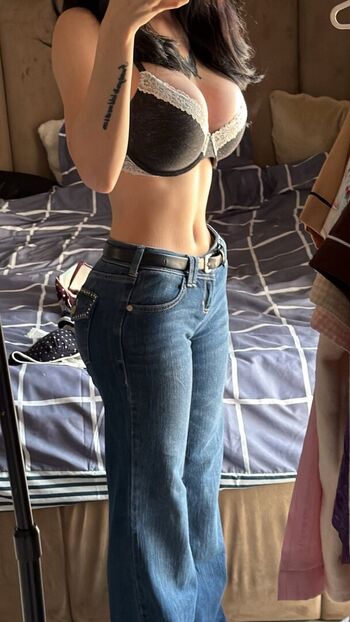 Full leaked Sidra dihab private onlyfans photo
