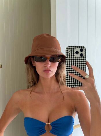 Sienna Raine Schmidt