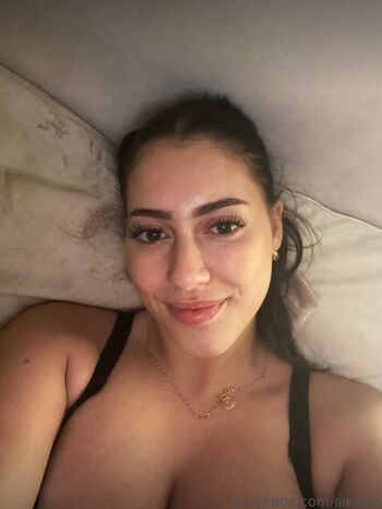 Full leaked Siennamariia private onlyfans photo