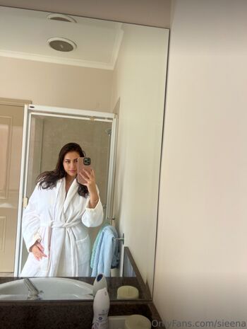 Full leaked Siennamariia private onlyfans photo