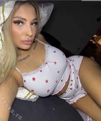 Full leaked Silaaabaeee private onlyfans photo