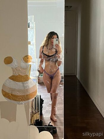 Full leaked Silkypapi private onlyfans photo