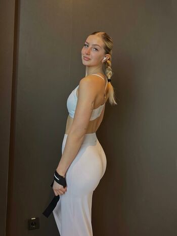 Full leaked Sillersisters private onlyfans photo