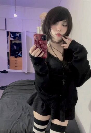 Full leaked Sillyarisu private onlyfans photo