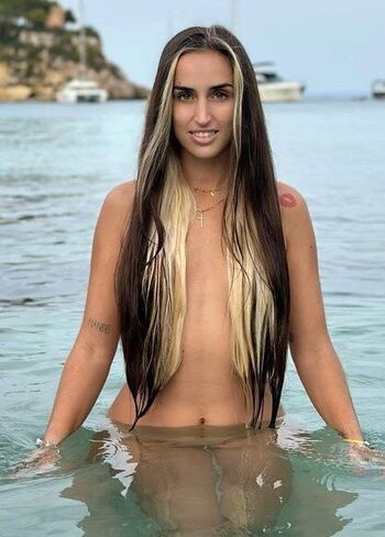 Full leaked Silvia dos uno page private onlyfans photo