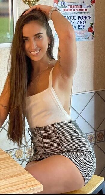 Silvia Dos Uno