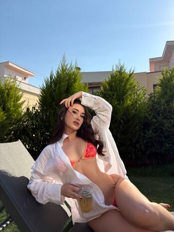 Full leaked Simayyeceee private onlyfans photo