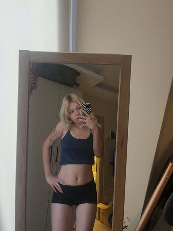Full leaked Simlosssss private onlyfans photo