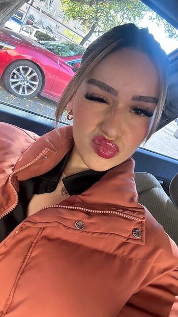 Full leaked Simplyneidaa private onlyfans photo