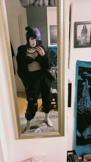 Full leaked Sinistermisa private onlyfans photo