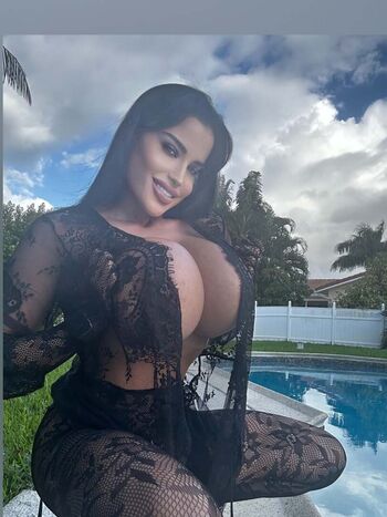 Full leaked Sirifitness private onlyfans photo