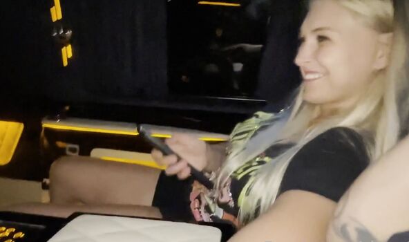 Full leaked Siswet private onlyfans photo