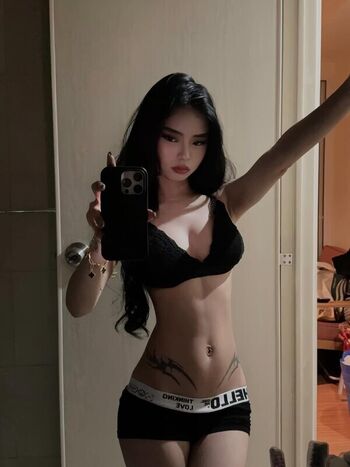 Full leaked Sizashii private onlyfans photo