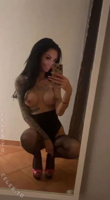 Full leaked Skinny tini private onlyfans photo