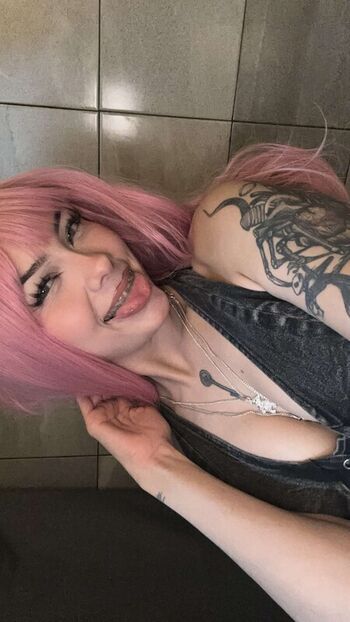 Full leaked Skinnyghostiee page private onlyfans photo