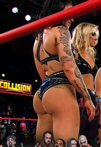 (Skye Dolecki) Skye Blue AEW