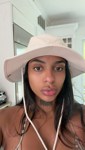 Full leaked Skye morales private onlyfans photo