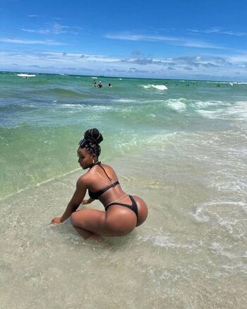 Full leaked Slay kelly private onlyfans photo