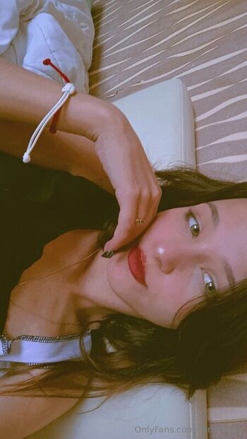 Full leaked Slimhailey private onlyfans photo