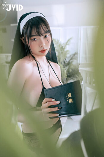 Full leaked Slivia private onlyfans photo