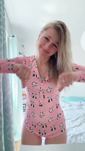 SmileyDani158