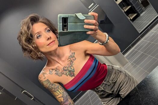 Full leaked Soe gschwind private onlyfans photo