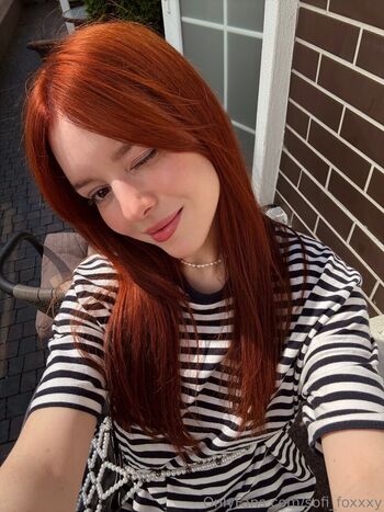 sofi_foxxxy