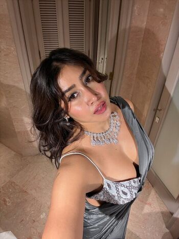 Full leaked Sofia ansari private onlyfans photo