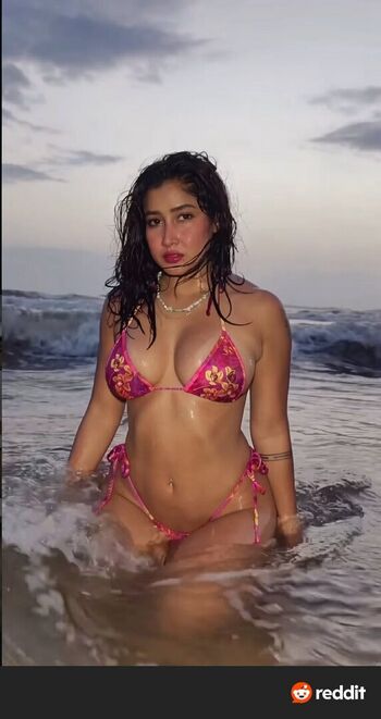 Full leaked Sofia ansari private onlyfans photo