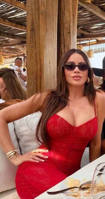 Full leaked Sofia vergara page private onlyfans photo