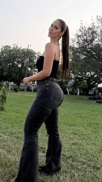 Full leaked Sofia yunes private onlyfans photo