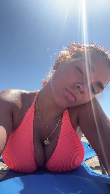Full leaked Sofussy page private onlyfans photo