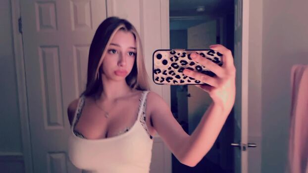 Full leaked Sofyaplotnikova private onlyfans photo