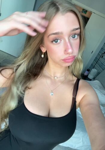 Full leaked Sofyaplotnikova private onlyfans photo