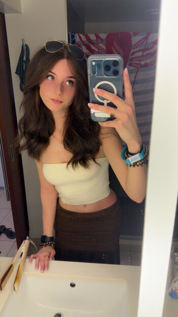 Full leaked Soggyalien  page private onlyfans photo